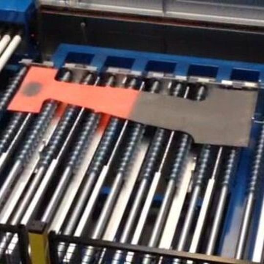 Ein im Thermischen Printer wärmebehandeltes Blech mit drei unterschiedlichen Temperaturbereichen. Ein im Thermischen Printer wärmebehandeltes Blech mit drei unterschiedlichen Temperaturbereichen.