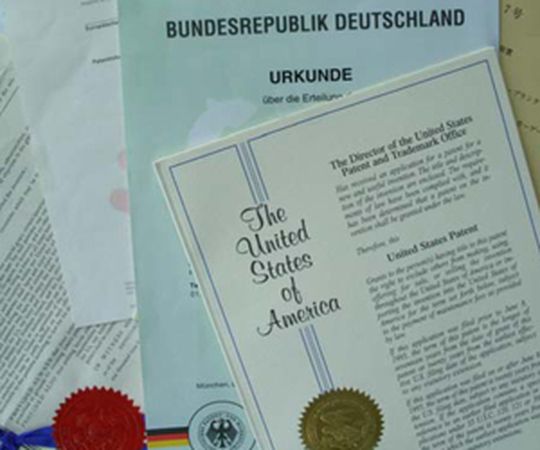 Internationale Patente entfalten ihren finanziellen Wert meist erst bei Abschluss von Lizenzverträgen Internationale Patente entfalten ihren finanziellen Wert meist erst bei Abschluss von Lizenzverträgen