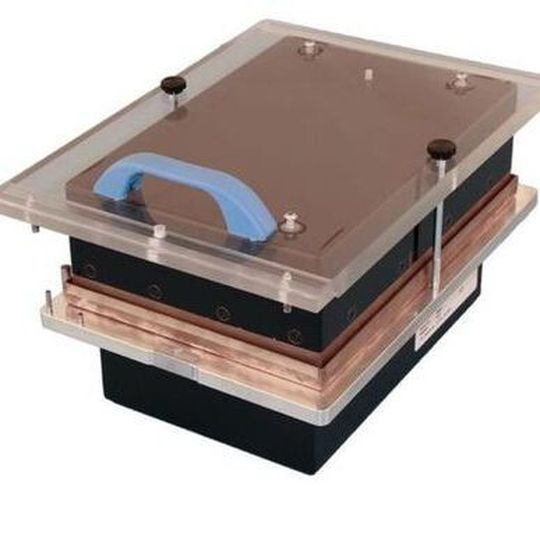 Mit den Hochfrequenz-Austauschsätze ATS 21xx/HF lassen sich hochsensible HF-Baugruppen präzise und prozesssicher kontaktieren und die hochfrequenten Signale störsicher messen.