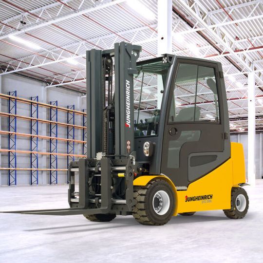 Mit seinem Elektro-Gegengewichtsstapler EFG S30s gewann Jungheinrich zuletzt den IFOY-Award in der Kategorie Counter Balanced Trucks bis 3,5 t. Jetzt übernehmen die Hamburger die Münchener Mias Group. Mit seinem Elektro-Gegengewichtsstapler EFG S30s gewann Jungheinrich zuletzt den IFOY-Award in der Kategorie Counter Balanced Trucks bis 3,5 t. Jetzt übernehmen die Hamburger die Münchener Mias Group.