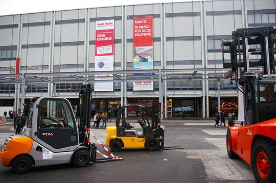 Désormais les deux salons professionnels Pack&Move/Bâle et Transport&Logistics/Berne seront réunis sous le même toit à Zürich. Désormais les deux salons professionnels Pack&Move/Bâle et Transport&Logistics/Berne seront réunis sous le même toit à Zürich.