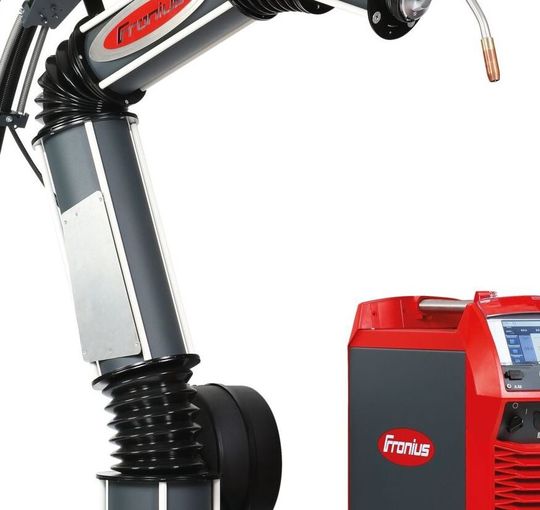 Die neue Roboterschweißlösung TPS/i Robotics von Fronius besticht durch hohe Schweißgeschwindigkeit, Anlagenverfügbarkeit und Reproduzierbarkeit, wie der Hersteller verspricht. Die neue Roboterschweißlösung TPS/i Robotics von Fronius besticht durch hohe Schweißgeschwindigkeit, Anlagenverfügbarkeit und Reproduzierbarkeit, wie der Hersteller verspricht.