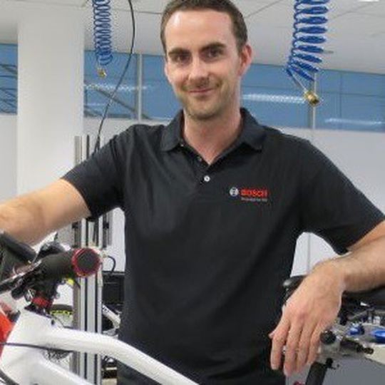 Ansprechpartner für australische Fachhändler: Fachberater Cameron Burke. Ansprechpartner für australische Fachhändler: Fachberater Cameron Burke.