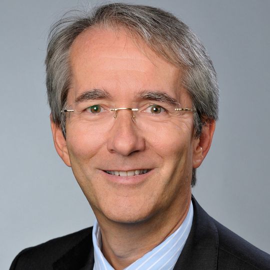 The same as before? The new Covestro management board – former Bayer Material Science – was named. Patrick Thomas has been confirmed as Chairman of the Board of Management. The same as before? The new Covestro management board – former Bayer Material Science – was named. Patrick Thomas has been confirmed as Chairman of the Board of Management.
