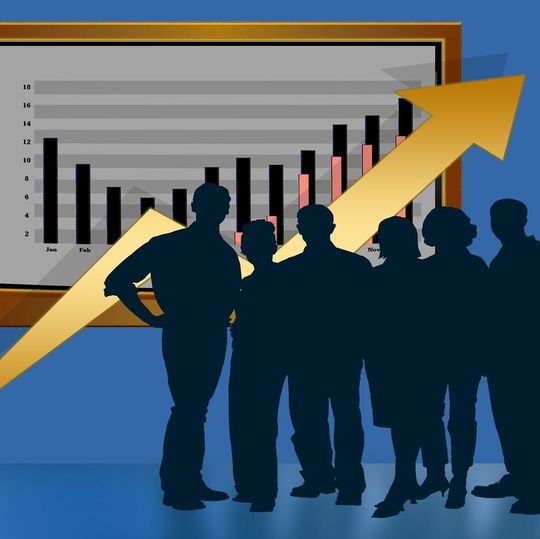 Führung scheint in Unternehmen unabdingbar. Doch zugleich kostet schlechte Führung viel Geld, denn sie führt schnell zu Friktionen und wirtschaftlichen Verlusten. Führung scheint in Unternehmen unabdingbar. Doch zugleich kostet schlechte Führung viel Geld, denn sie führt schnell zu Friktionen und wirtschaftlichen Verlusten.