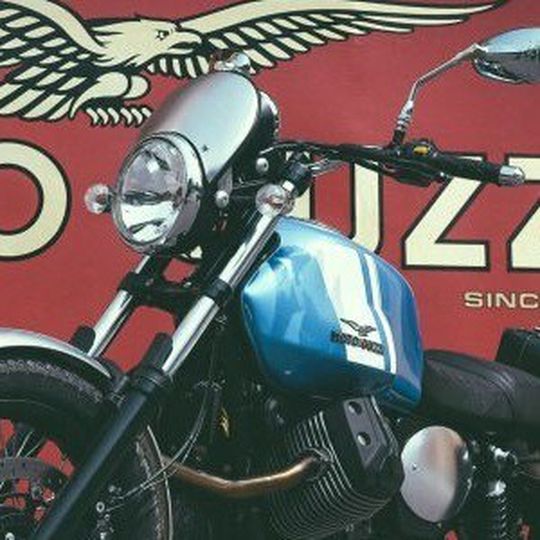 Drei Tage lang kann man aktuelle Modelle von Moto Guzzi betrachten und ausprobieren. Drei Tage lang kann man aktuelle Modelle von Moto Guzzi betrachten und ausprobieren.