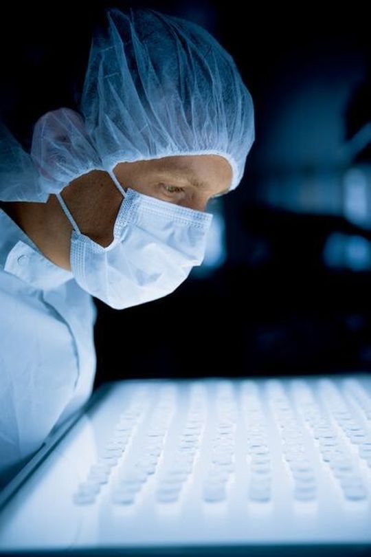 Freudenberg Medical fertigt innovative Spezialkomponenten für Medizinprodukte. Freudenberg Medical fertigt innovative Spezialkomponenten für Medizinprodukte.