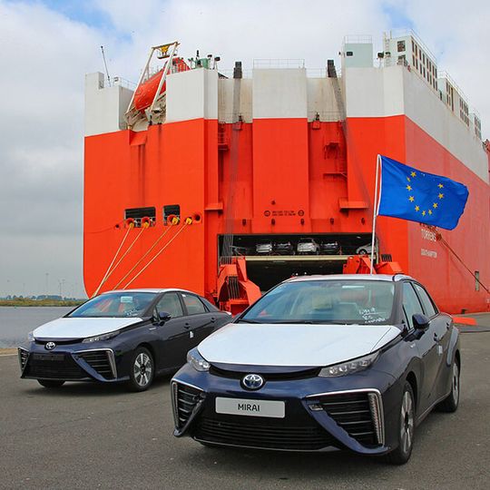 Die ersten Mirai-Modelle sind in Europa angekommen. Die ersten Mirai-Modelle sind in Europa angekommen.