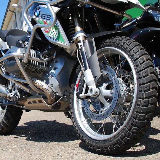 Der Heidenau K 60 Scout hat eine Freigabe für die neue BMW R 1200 GS. Der Heidenau K 60 Scout hat eine Freigabe für die neue BMW R 1200 GS.