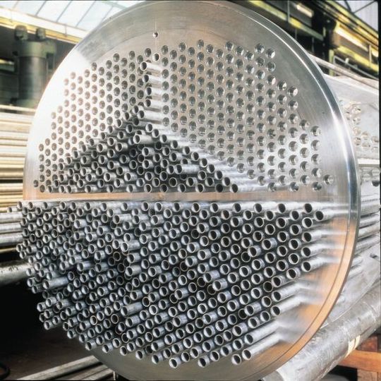 Das Konzept des Expresslieferprogramms: Sandvik liefert Duplex- (Sandvik SAF 2205) und Superduplex-Wärmetauscherrohre (Sandvik SAF 2507) innerhalb von 6-8 Wochen nach Kundenspezifikation aus. Das Konzept des Expresslieferprogramms: Sandvik liefert Duplex- (Sandvik SAF 2205) und Superduplex-Wärmetauscherrohre (Sandvik SAF 2507) innerhalb von 6-8 Wochen nach Kundenspezifikation aus.