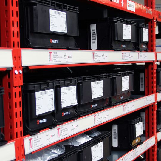 Das I-Shelf soll mit RFID-Technologie für maximale Sicherheit im C-Teile-Management sorgen. Das I-Shelf soll mit RFID-Technologie für maximale Sicherheit im C-Teile-Management sorgen.