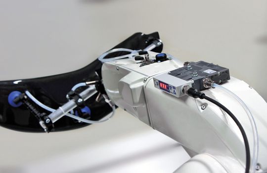 Die Kompaktejektoren SCPS/SCPSi eignen sich für eine Vielzahl an hochdynamischen Handhabungsprozessen. Das energieeffiziente Ejektormodul der Kompaktejektoren bietet Schmalz als ecoPump SEP auch separat an.