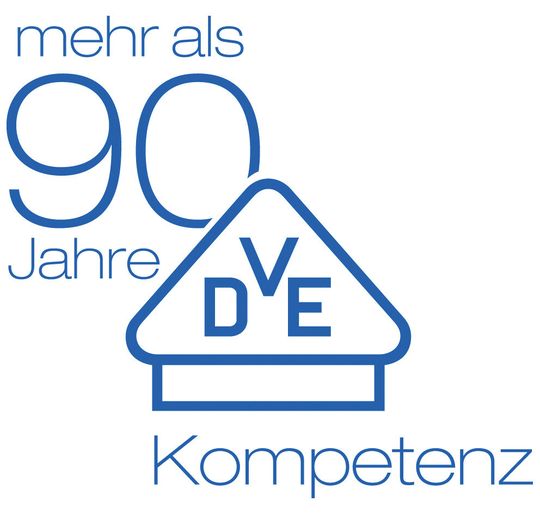 Das VDE-Prüfzeichen kennen zwei Drittel der Deutschen als die Marke für elektrotechnische Sicherheit. Das VDE-Prüfzeichen kennen zwei Drittel der Deutschen als die Marke für elektrotechnische Sicherheit.