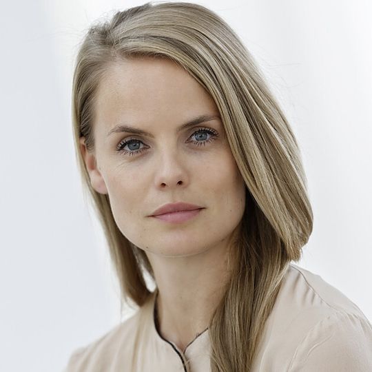 Zum 1. August hat Bettina Fetzer die Verantwortung für die globale Produkt- und Marken-PR für Mercedes-Benz Cars übernommen. Zum 1. August hat Bettina Fetzer die Verantwortung für die globale Produkt- und Marken-PR für Mercedes-Benz Cars übernommen.