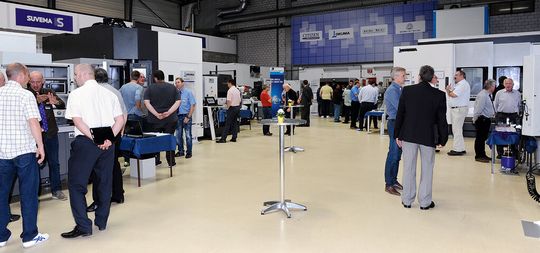 Gut besuchte Hausausstellung, interessante Gespräche und konkrete Projektanfragen. Gut besuchte Hausausstellung, interessante Gespräche und konkrete Projektanfragen.