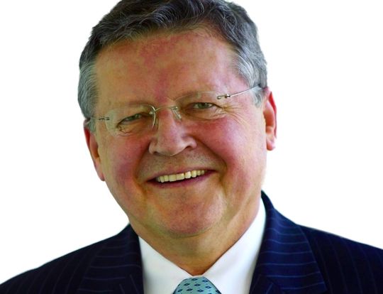 Hans-Michael Heitmüller, Vorstandsvorsitzender der Deutschen Leasing AG, Bad Homburg v.d.H.: „Was unverändert für Leasing spricht, ist die ausgesprochen hohe Flexibi-lität dieser Finanzierungsalternative.“ Bild: Deutsche Leasing Hans-Michael Heitmüller, Vorstandsvorsitzender der Deutschen Leasing AG, Bad Homburg v.d.H.: „Was unverändert für Leasing spricht, ist die ausgesprochen hohe Flexibi-lität dieser Finanzierungsalternative.“ Bild: Deutsche Leasing