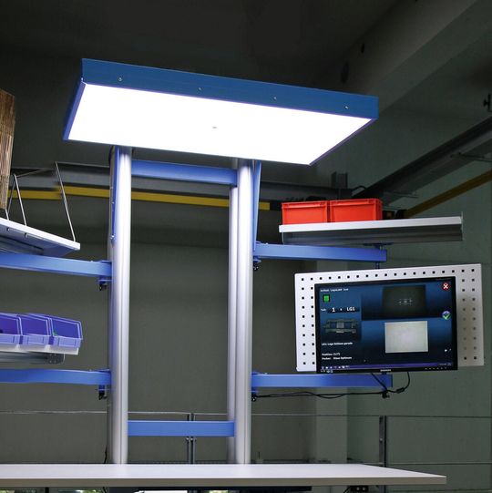 Die Technik der Bildverarbeitung in der Montage und Kommissionierung zu einem immer wichtigeren Faktor. Die Technik der Bildverarbeitung in der Montage und Kommissionierung zu einem immer wichtigeren Faktor.