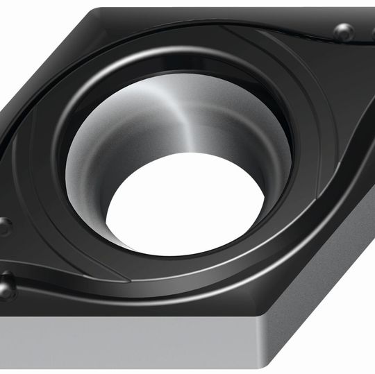 Bei den neuen Tigertec Silver WSM10S, WSM20S, WSM30S Schneidstoffen schützt die PVD-Aluminiumoxid-Beschichtung das Hartmetall vor dem Hitzeeintrag. Dadurch werden höhere Standzeiten und Schnittgeschwindigkeiten erzielt. Bei den neuen Tigertec Silver WSM10S, WSM20S, WSM30S Schneidstoffen schützt die PVD-Aluminiumoxid-Beschichtung das Hartmetall vor dem Hitzeeintrag. Dadurch werden höhere Standzeiten und Schnittgeschwindigkeiten erzielt.