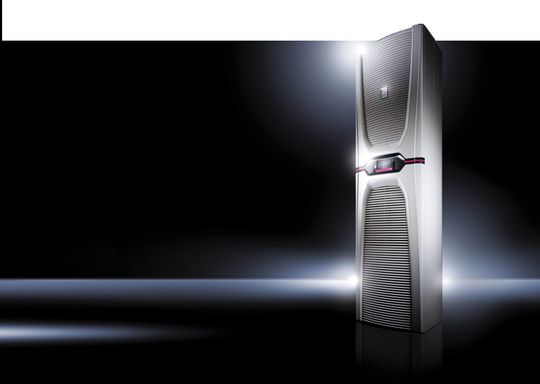 Hybridsysteme im Wärmemanagement: Um die Energieeffizienz deutlich zu erhöhen, setzt Rittal bei seiner neuen Kühlgeräte-Generation Blue e+ erstmals auf ein innovatives, patentiertes Hybridverfahren.