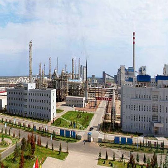 The Shenhua Baotou production plant in north China converts coal into so-called olefins since 2010. It is the first industrial plant of its kind worldwide. The Shenhua Baotou production plant in north China converts coal into so-called olefins since 2010. It is the first industrial plant of its kind worldwide.
