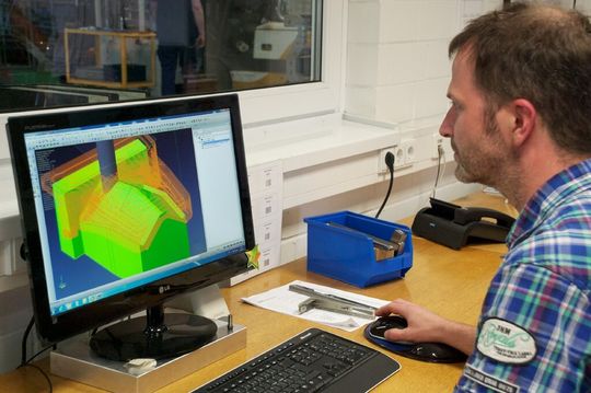 Simulation and verification of the roughing toolptahs produced using VISI Machining. Simulation and verification of the roughing toolptahs produced using VISI Machining.