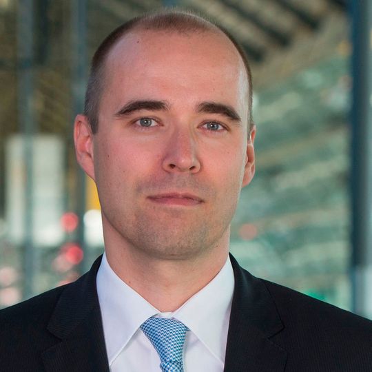 Seit dem 1. Oktober ist Diplom-Kaufmann Johannes Jähn Vorstandssprecher der Mitteldeutschen Flughafen AG. Seit dem 1. Oktober ist Diplom-Kaufmann Johannes Jähn Vorstandssprecher der Mitteldeutschen Flughafen AG.