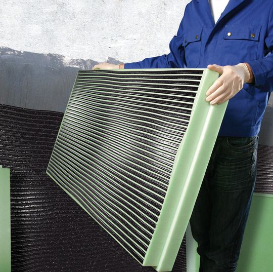 Für die Gebäudedämmung im Grundwasserbereich bietet Basf Styrodur C an, eine grüne extrudiertn Polystyrol-Hartschaumplatte. Für die Gebäudedämmung im Grundwasserbereich bietet Basf Styrodur C an, eine grüne extrudiertn Polystyrol-Hartschaumplatte.