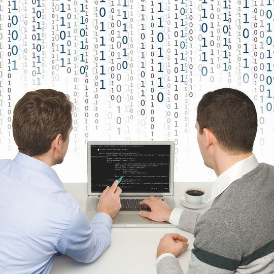 Größte Herausforderungen für die IT- und Cyber-Sicherheit sind das zunehmende Entwicklungstempo und die steigende Komplexität von Software. Größte Herausforderungen für die IT- und Cyber-Sicherheit sind das zunehmende Entwicklungstempo und die steigende Komplexität von Software.