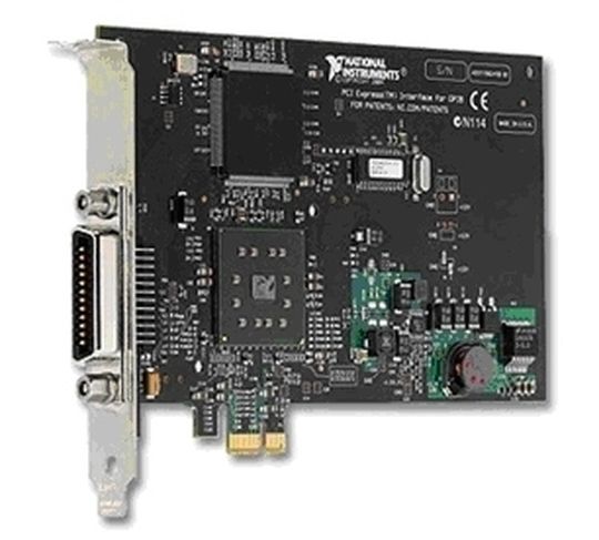 Typische PCI-Express-Steckkarte Typische PCI-Express-Steckkarte