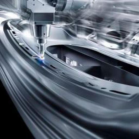 Diodengepumpte Festkörperlaser sind aus der Automobilproduktion nicht mehr wegzudenken. Diodengepumpte Festkörperlaser sind aus der Automobilproduktion nicht mehr wegzudenken.
