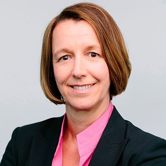 Der Aufsichtsrat der Schaeffler AG hat Frau Corinna Schittenhelm (48) mit Wirkung zum 1. Januar 2016 zum Mitglied des Vorstands der Schaeffler AG bestellt. Der Aufsichtsrat der Schaeffler AG hat Frau Corinna Schittenhelm (48) mit Wirkung zum 1. Januar 2016 zum Mitglied des Vorstands der Schaeffler AG bestellt.