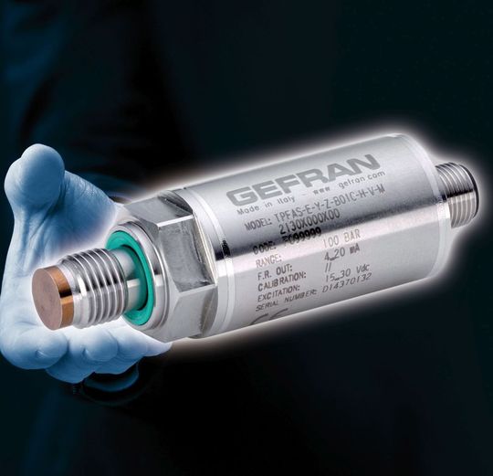 Nur eins von vielen neu entwickelten Gefran-Produkten, die auf der Fakuma zu sehen sind: Der miniaturisierte Druckmessumformer mit frontbündiger Messmembran TPFAS eignet sich für Anwendungen, bei denen herkömmliche Messumformer mit zurückversetzter, großer Membran nicht genutzt werden können. Nur eins von vielen neu entwickelten Gefran-Produkten, die auf der Fakuma zu sehen sind: Der miniaturisierte Druckmessumformer mit frontbündiger Messmembran TPFAS eignet sich für Anwendungen, bei denen herkömmliche Messumformer mit zurückversetzter, großer Membran nicht genutzt werden können.