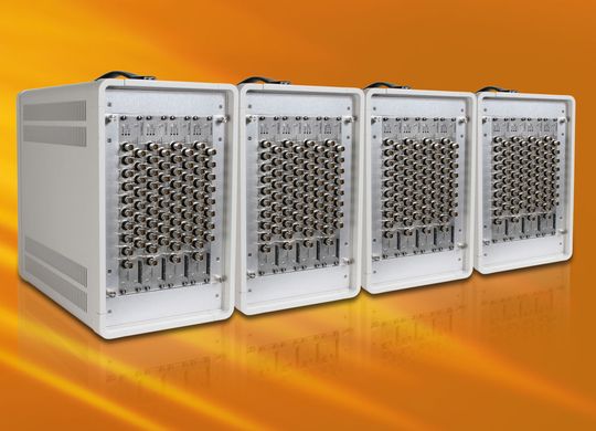 VIBbox: Leistungsstarkes Messsystem mit insgesamt 256 simultanen IEPE/ICP-Eingängen für die Schall- und Schwingungsmesstechnik mit hoher Kanaldichte. VIBbox: Leistungsstarkes Messsystem mit insgesamt 256 simultanen IEPE/ICP-Eingängen für die Schall- und Schwingungsmesstechnik mit hoher Kanaldichte.