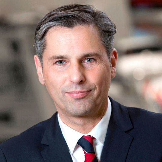 Klaus Zellmer, 48, wird zum 1. November 2015 neuer President und Chief Executive Officer von Porsche Cars North America, Inc. (PCNA). Klaus Zellmer, 48, wird zum 1. November 2015 neuer President und Chief Executive Officer von Porsche Cars North America, Inc. (PCNA).