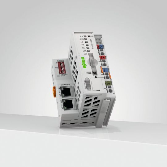 Kompakt, schnell – und vor allem sicher: Der PFC100 ist mit allem ausgestattet, was derzeit in Sachen Sicherheits- und Verschlüsselungstechnologien Stand der Technik ist – darunter TLS 1.2, IPsec und OpenVPN. Kompakt, schnell – und vor allem sicher: Der PFC100 ist mit allem ausgestattet, was derzeit in Sachen Sicherheits- und Verschlüsselungstechnologien Stand der Technik ist – darunter TLS 1.2, IPsec und OpenVPN.