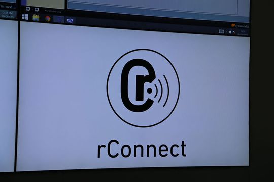 Tout un symbole, rConnect ou l'interaction des machines selon GF Machining Solutions. Tout un symbole, rConnect ou l'interaction des machines selon GF Machining Solutions.