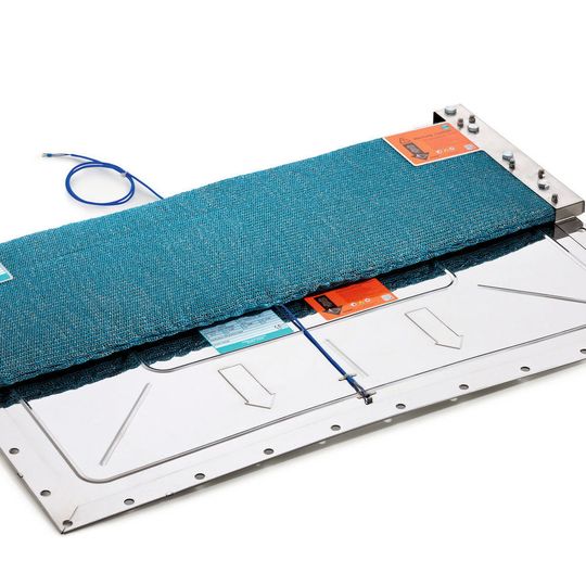 Das Aufsatzmodul Targo-Vent kann auch auf bereits bestehende Berstscheibeninstallationen aufgesetzt werden. Das Aufsatzmodul Targo-Vent kann auch auf bereits bestehende Berstscheibeninstallationen aufgesetzt werden.