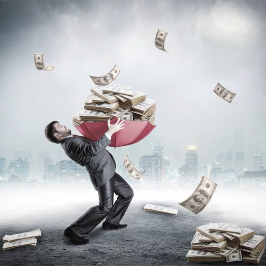 Von Anlagenbau über Konsumgüterindustrie bis hin zu Wirtschaftsberatung: Der große B2B-Gehaltsreport untersucht die Einkommenssituation unterschiedlicher Wirtschaftszweige im B2B-Umfeld.