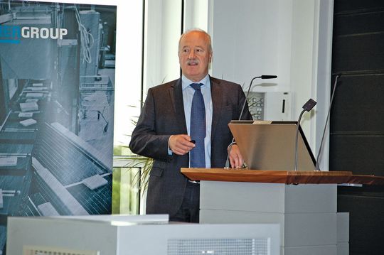 Thomas Wiesmann, Director Sales Logistic Systems bei Beumer: „Die Artikelanzahl pro Sendung wird immer kleiner.“