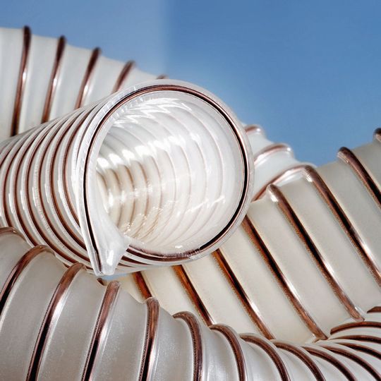 Die Serie Pur Performance bietet aufgrund ihres optimierten Schlauchprofils eine sehr sehr dünne Außenwand, was den Schlauch extrem flexibel mach.