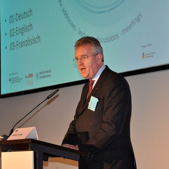 Dr. Michael Prange, Geschäftsführer der German Water Partnership: „Die große Herausforderung ist, so vielen Menschen wie möglich Zugang zu sauberem Wasser zu ermöglichen. Davon sind wir, wie es scheint, weit entfernt.“ Dr. Michael Prange, Geschäftsführer der German Water Partnership: „Die große Herausforderung ist, so vielen Menschen wie möglich Zugang zu sauberem Wasser zu ermöglichen. Davon sind wir, wie es scheint, weit entfernt.“