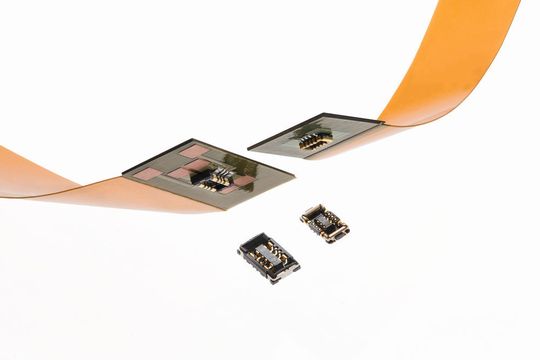 Mikrominiatur Parallelboard-Verbinder: Die leichtgewichtigen Steckverbinder konnektieren Geräte auf Platz sparende Art und Weise. Um diese Steckverbinder zu entwickeln benötigt man viel Knowhow bei Fertigung und Prozesstechnik von miniaturisierten Bauteilen. Mikrominiatur Parallelboard-Verbinder: Die leichtgewichtigen Steckverbinder konnektieren Geräte auf Platz sparende Art und Weise. Um diese Steckverbinder zu entwickeln benötigt man viel Knowhow bei Fertigung und Prozesstechnik von miniaturisierten Bauteilen.