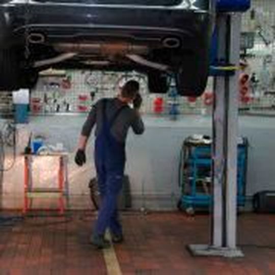 Über 60 Prozent ihrer Deckungsbeiträge erwirtschaften Autohäuser im Servicegeschäft.