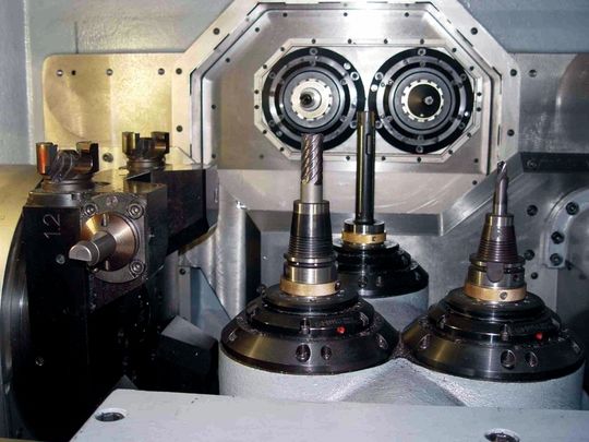 Große Flexibilität und hohe Wirtschaftlichkeit sind nach wie vor zwei entgegengesetzte Pole bei der Investitionsabschätzung von Werkzeugmaschinen. Rekonfigurierbarkeit kann diesen Konflikt auflösen. Bild: MAG Powertrain Große Flexibilität und hohe Wirtschaftlichkeit sind nach wie vor zwei entgegengesetzte Pole bei der Investitionsabschätzung von Werkzeugmaschinen. Rekonfigurierbarkeit kann diesen Konflikt auflösen. Bild: MAG Powertrain