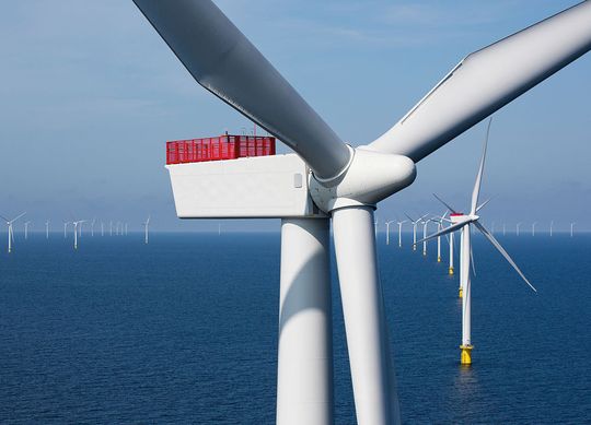 Lager von Offshore-Windkraftanlagen müssen besonders hohen Belastungen standhalten. Lager von Offshore-Windkraftanlagen müssen besonders hohen Belastungen standhalten.