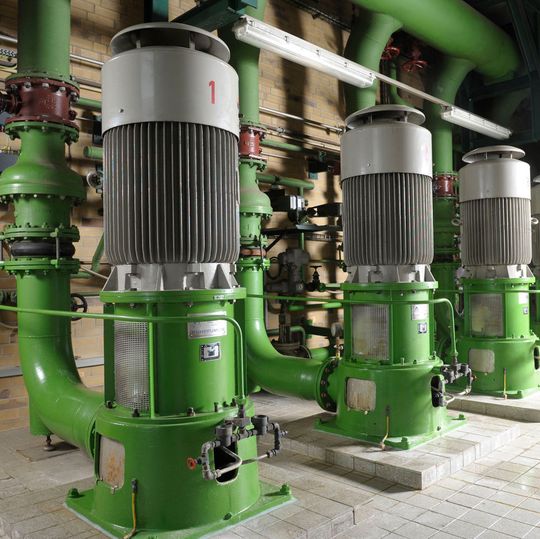 Im kommenden Jahr investiert Bayer rund 750.000 Euro in die Anschaffung neuer Kühlwasserpumpen. Im kommenden Jahr investiert Bayer rund 750.000 Euro in die Anschaffung neuer Kühlwasserpumpen.