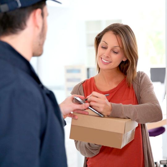 Same Day Delivery wird von 36 % der Power-Shopper gewünscht, besagt eine aktuelle Studie des Marktforschungsinstituts Research Now. Same Day Delivery wird von 36 % der Power-Shopper gewünscht, besagt eine aktuelle Studie des Marktforschungsinstituts Research Now.