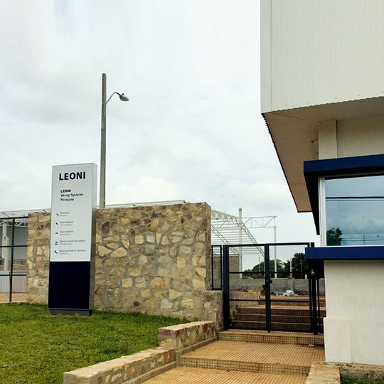Das Werk in San Lorenzo, nahe der Hauptstadt Asuncion, fertigt zukünftig Kabelsätze für Nutzfahrzeug als auch für Personenkraftwagen. Das Werk in San Lorenzo, nahe der Hauptstadt Asuncion, fertigt zukünftig Kabelsätze für Nutzfahrzeug als auch für Personenkraftwagen.
