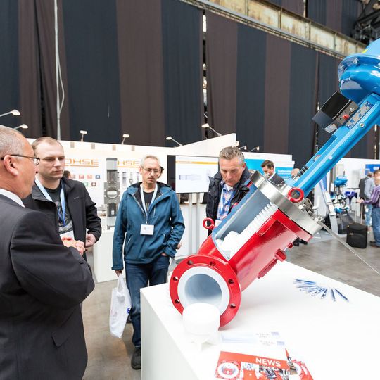 Die zweite Auflage der Deutschen Industriearmaturen Messe Diam in Bochum konnte Aussteller-, wie Besucherzahlen deutlich steigern. Die zweite Auflage der Deutschen Industriearmaturen Messe Diam in Bochum konnte Aussteller-, wie Besucherzahlen deutlich steigern.