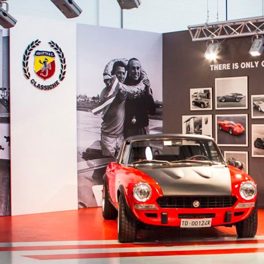 Museum, Abarth-Werk und Restaurierungszentrum in Einem: das Officine Abarth Classiche. Museum, Abarth-Werk und Restaurierungszentrum in Einem: das Officine Abarth Classiche.
